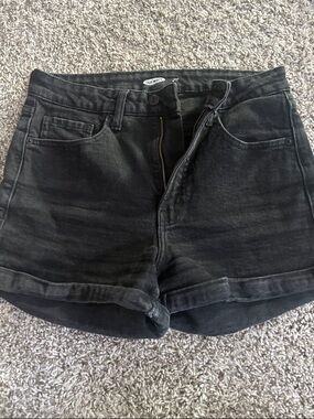 Old Navy Black Rolled-Hem Women's Jean Shorts